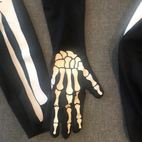 Costumes Glow In The Dark Xray Skeleton Size 1214 Costume Poshmark